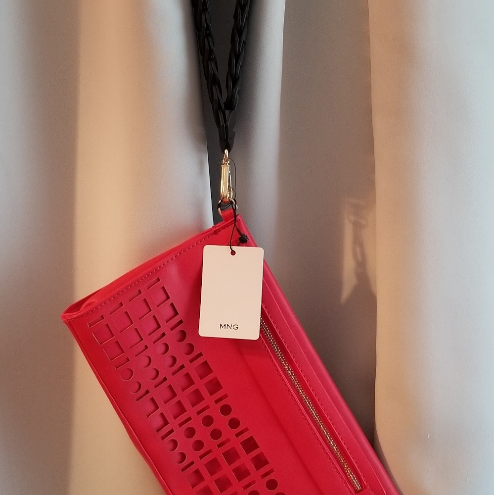 MNG clutch